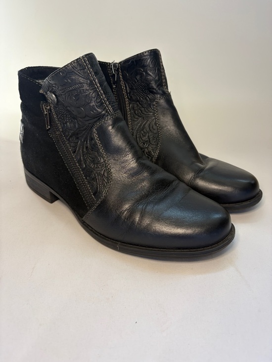 Earth Origins Shoes - the Earth Origins Navigate Noah Leather & Suede Embossed Ankle Booties Size 9.5